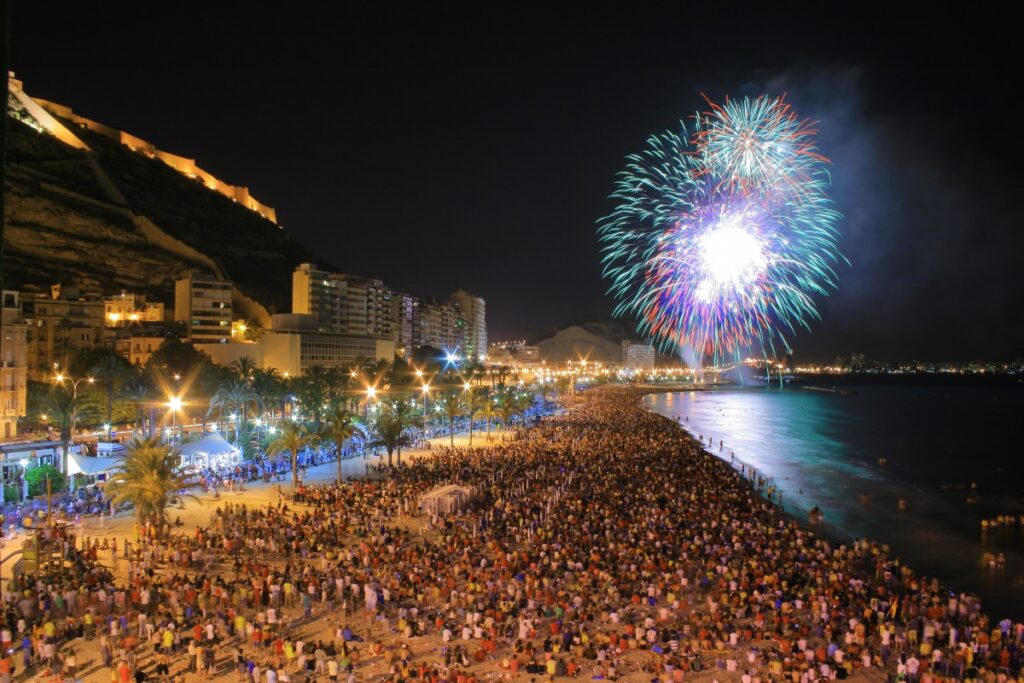 Bares Emblemáticos De Sitges