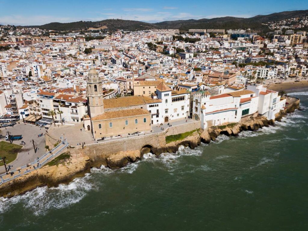 Las Playas De Sitges: Un Paraíso Mediterráneo