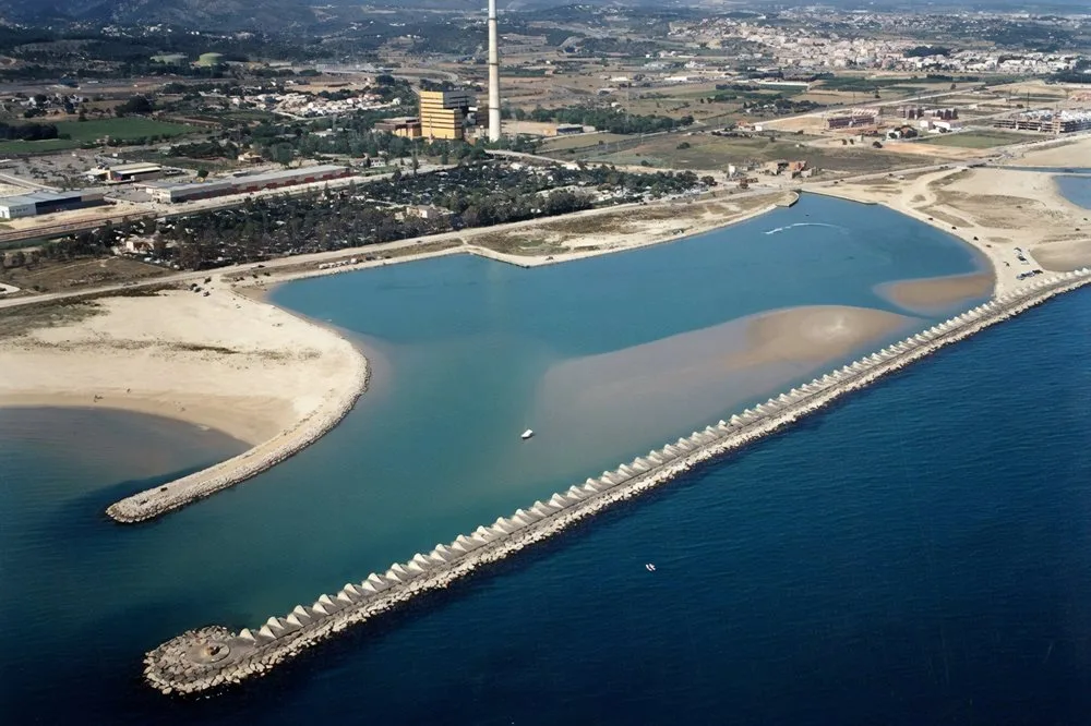 Playa De Cubelles-Les Salines